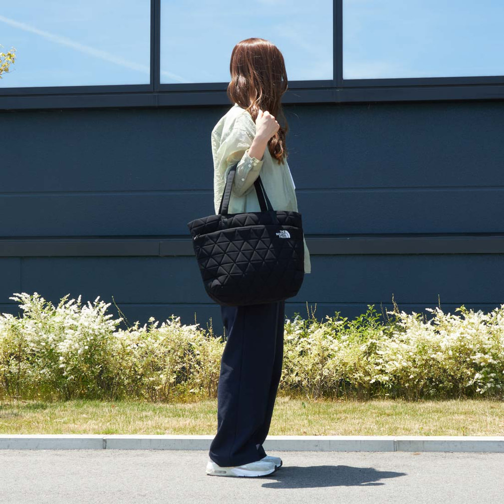 ザ・ノース・フェイス Geoface Tote ジオフェイストート NM32352 K