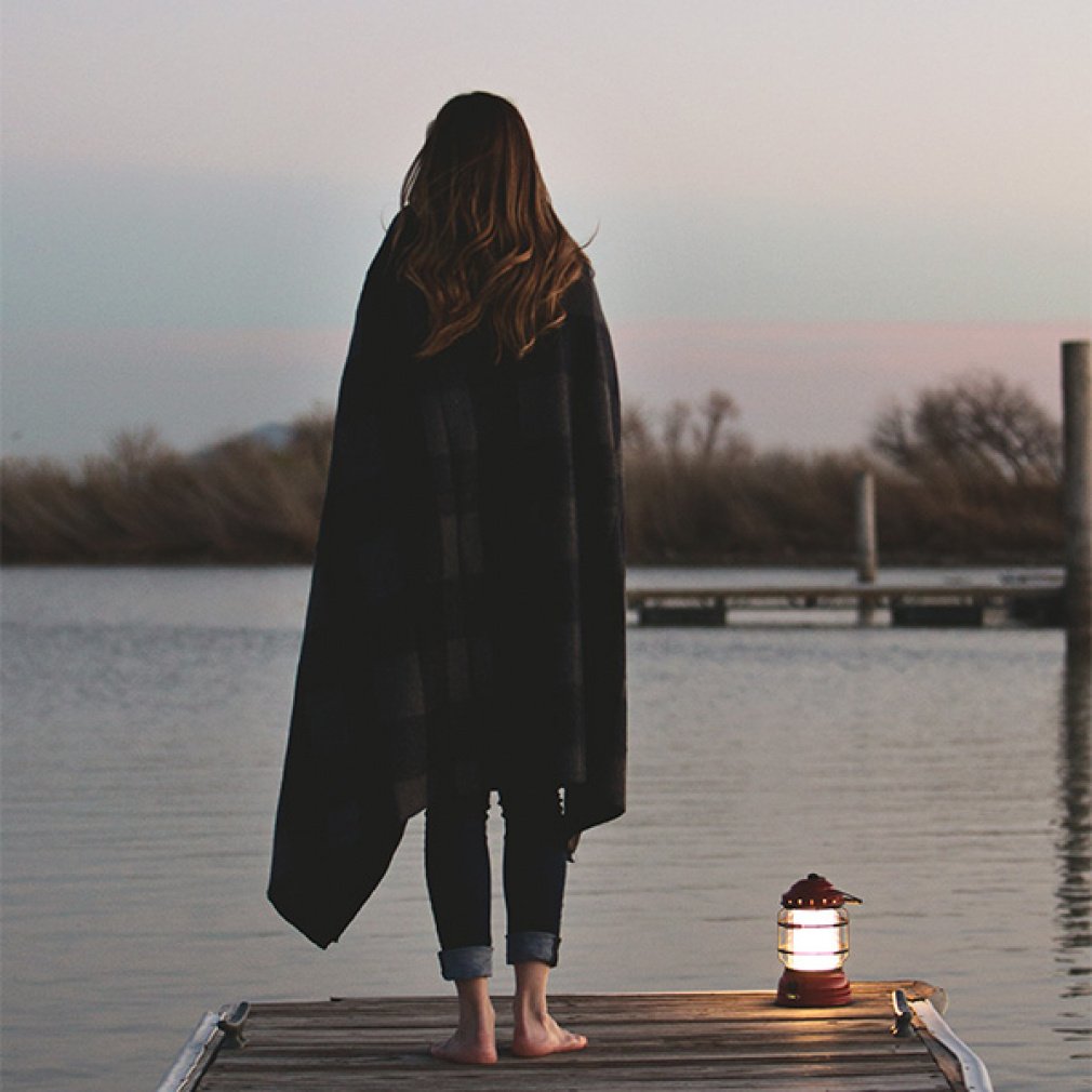 ベアボーンズリビング フォレストランタンLED2.0 レッド