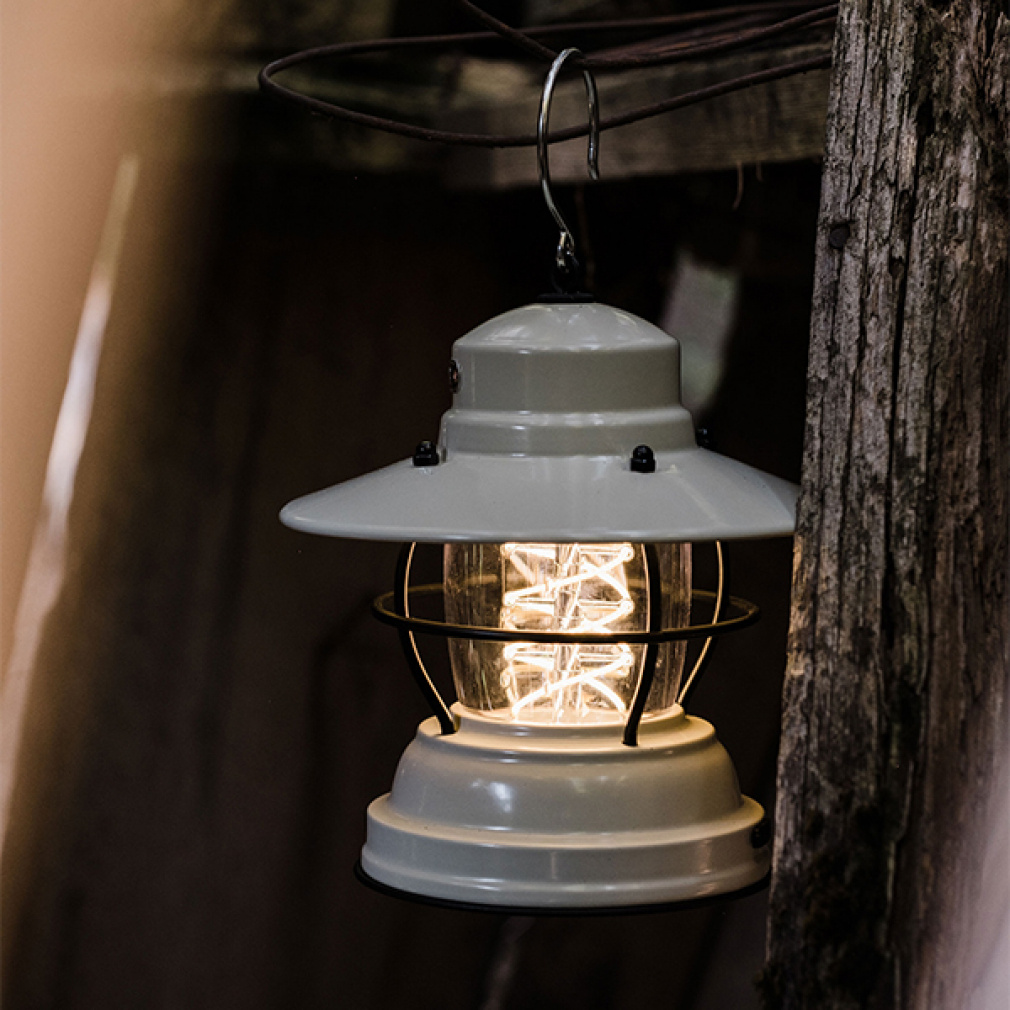 ベアボーンズリビング アウトポストランタンLED 2023001801 キャンプ