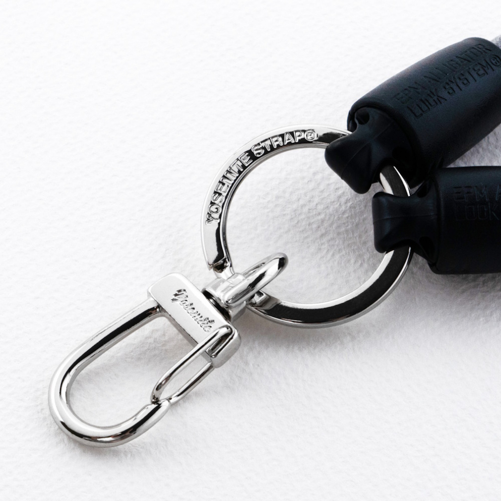 YOSEMITE MOBILE STRAP ブラック　ヨセミテ　ストラップ YOSEMITE STRAP（ヨセミテストラップ）YOSEMITE MOBILE STRAP - hinata