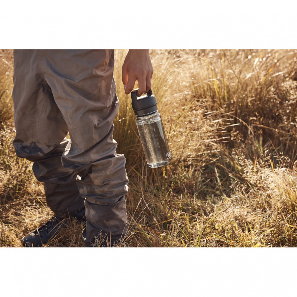 イエティ YONDER 600 ml WATER BOTTLE WITH CHUG CAP 210715 01947