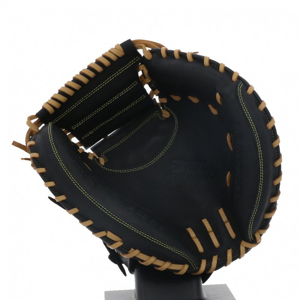アンダーアーマー キャッチャーミット 軟式 ブラック × ゴールド 極希少】アンダーアーマー キャッチャーミット 軟式 ブラック × ゴールド