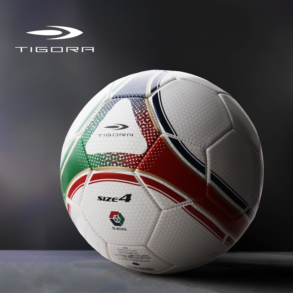 ティゴラ サッカーボール 4号球 TR-8FG1016W 4 ジュニア(キッズ・子供
