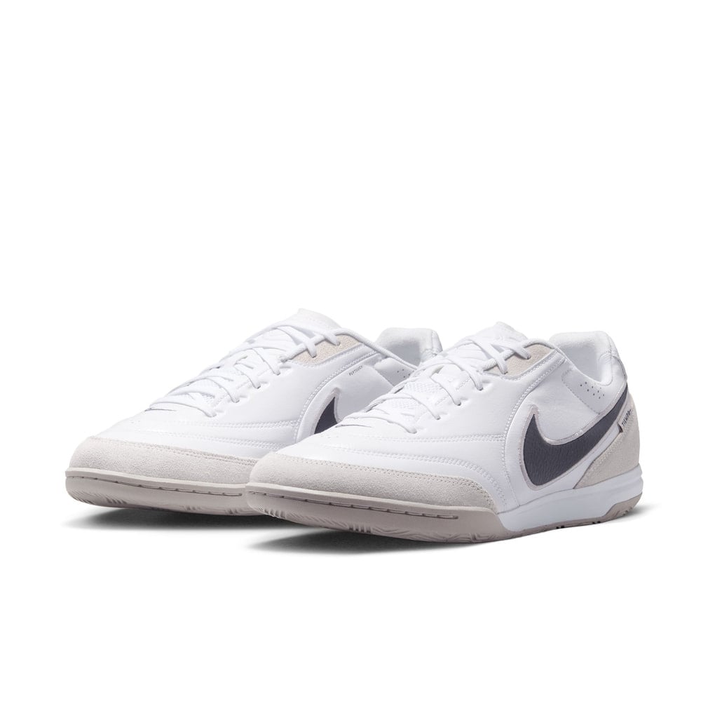 NIKE TIEMPO サッカーシューズ ターフ用29.5センチ ナイキ TIEMPO ティエンポ ストリートガト HQ7017-101 メンズ レディス