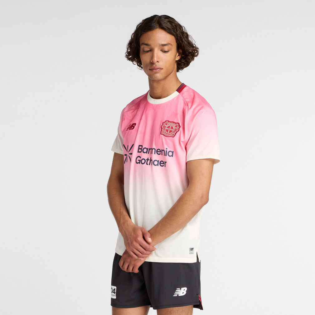 ニューバランス メンズ サッカー ライセンスシャツ レバークーゼン ニューバランス メンズ サッカー ライセンスシャツ レバークーゼン