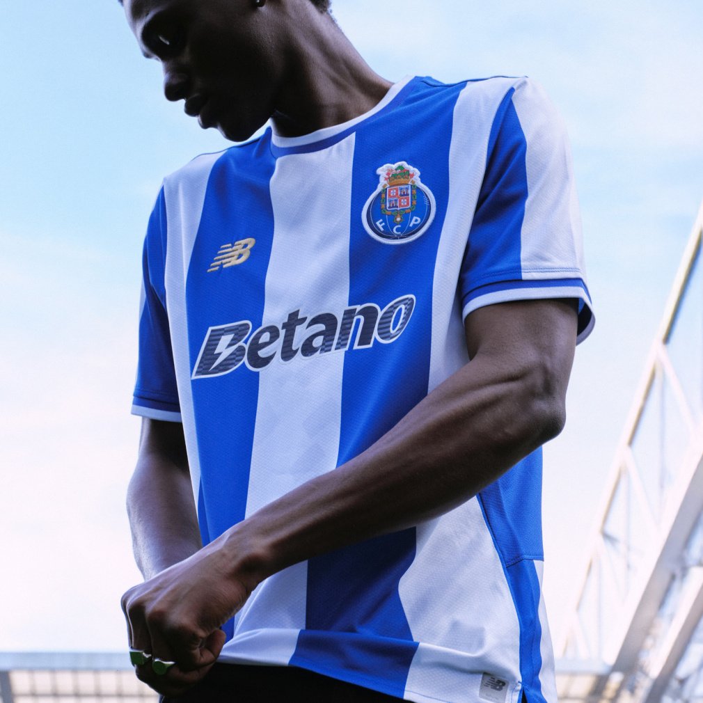 新品 FCポルト 21/22 ホームユニフォーム 半袖シャツ ニューバランス New Balance FCポルト 21/22 ユニフォーム ホーム 半袖 レプリカ