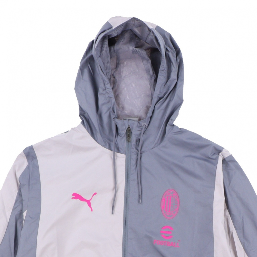 新品PUMA ACミラン ダウンジャケット ホワイト・ピンク　サッカー プーマ」×「ACミラン」×「オフ-ホワイト」によるサッカーユニホームが