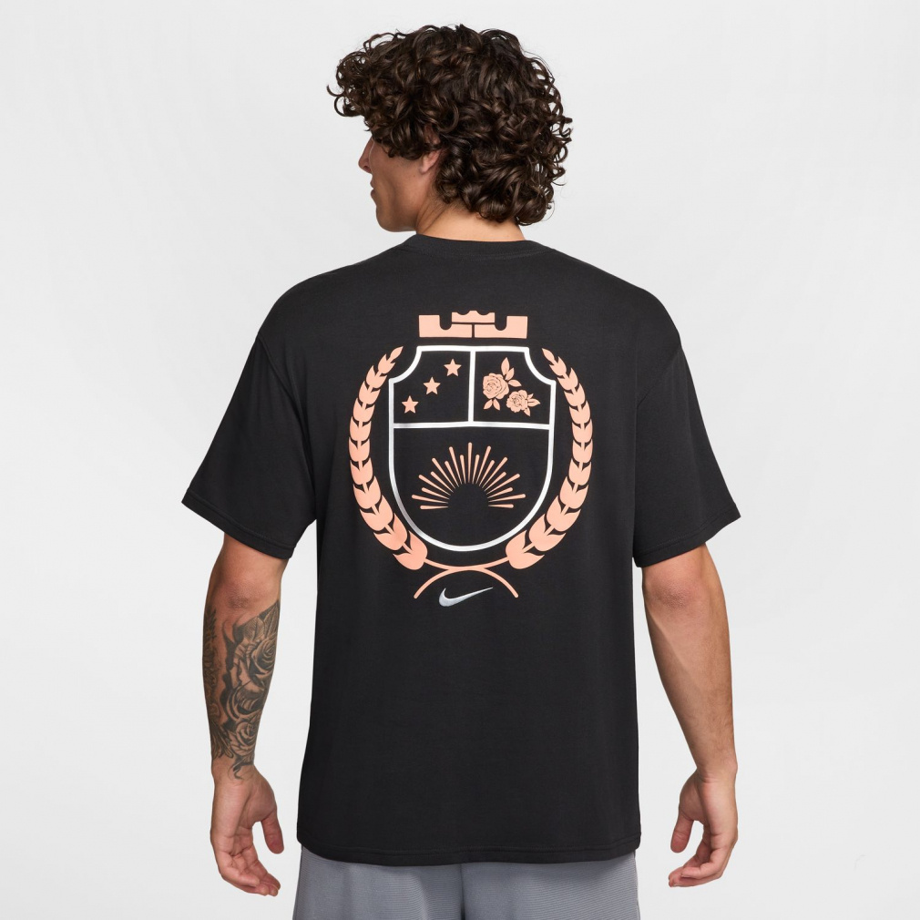 ナイキ　レブロン·ジェームズ　アジアツアーTシャツ　サイズXL　古着 ナイキ レブロン·ジェームズ アジアツアーTシャツ サイズXL 古着