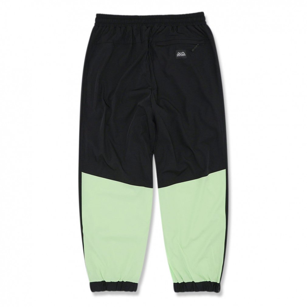 ＡＲＣ製　Ａ10　2022 シャーシ　中古品 アディダス レイニングチャンプ パンツ Mサイズ ボルドー ジャージ