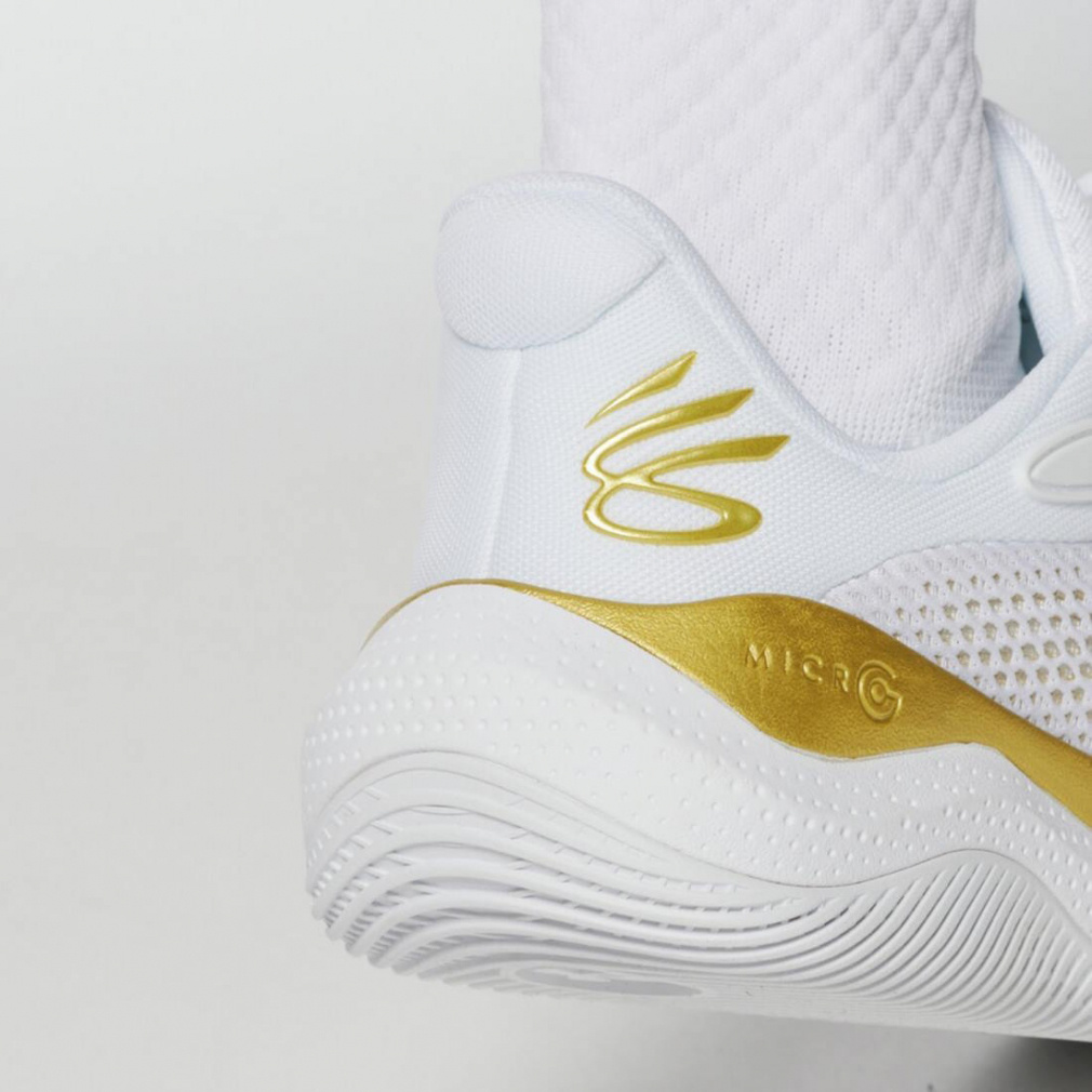 アンダーアーマー カリー スプラッシュ24 AP 3027262 メンズ レディス