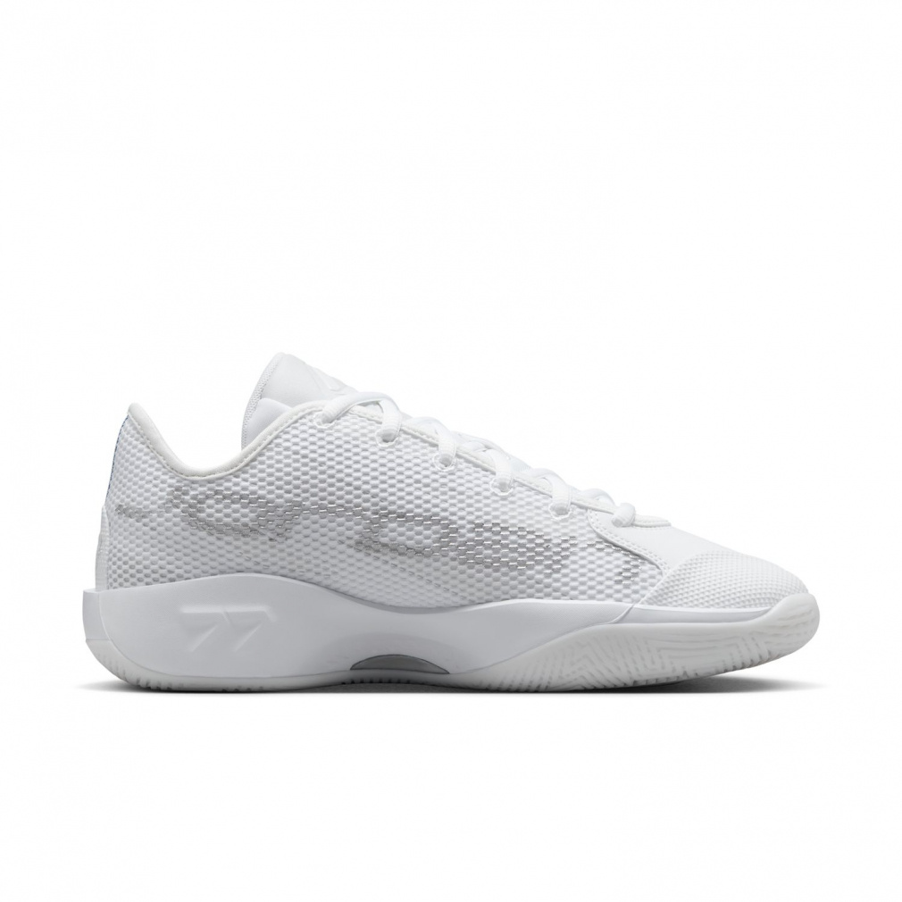 ジョーダン LUKA 77 Triple White PF ルカ 77 Triple White PF IF1611