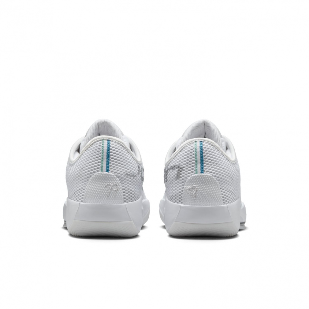 ジョーダン LUKA 77 Triple White PF ルカ 77 Triple White PF IF1611