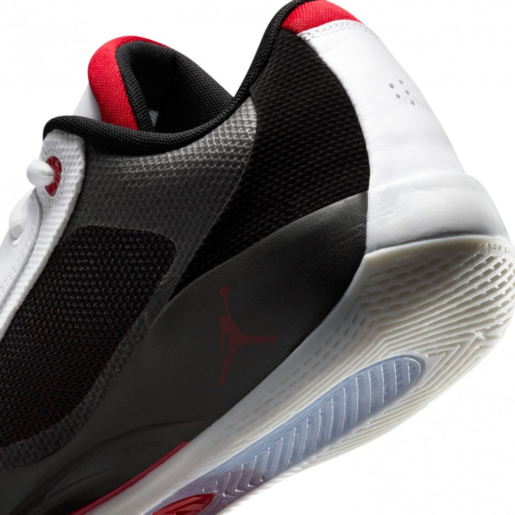 ジョーダン Luka .77 PF Bloodline ルカ.77 PF ブラッドライン HF0819