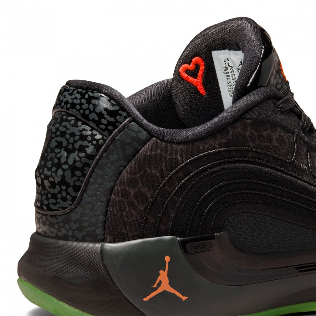 ルカ4赤黒 国内4月24日発売予定】ナイキ エアジョーダン ルカ 4 ”ブラッド