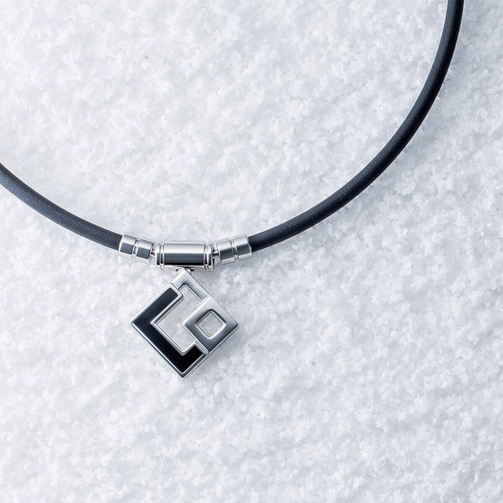 AURA PREMIUM BOX シルバー｜Alpen Online