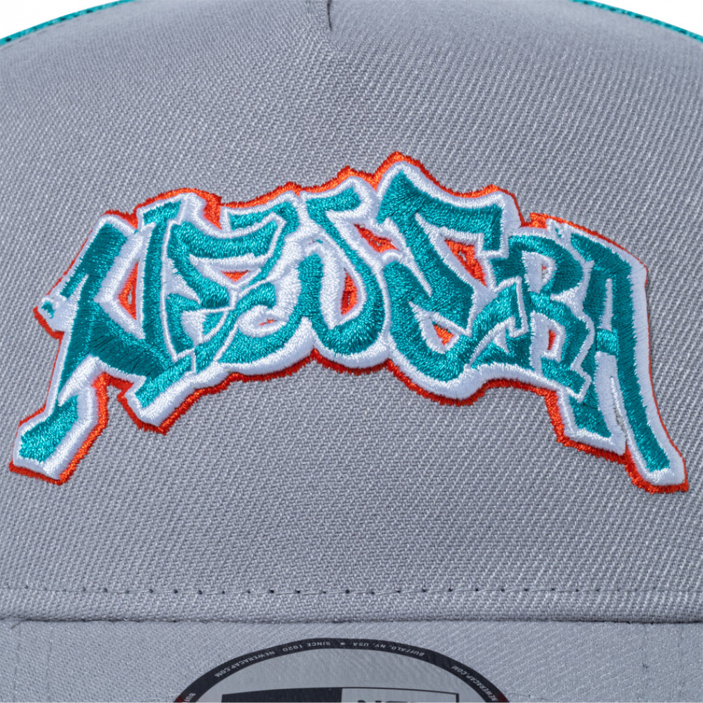 ニューエラ キャップ 9FORTY A-Frame トラッカー Throw up Logo グレー