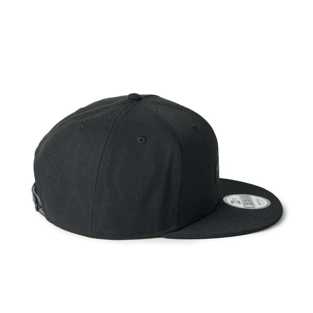 ニューエラ キャップ 9FIFTY Metal Flag ブラック/ゴールド 14744816