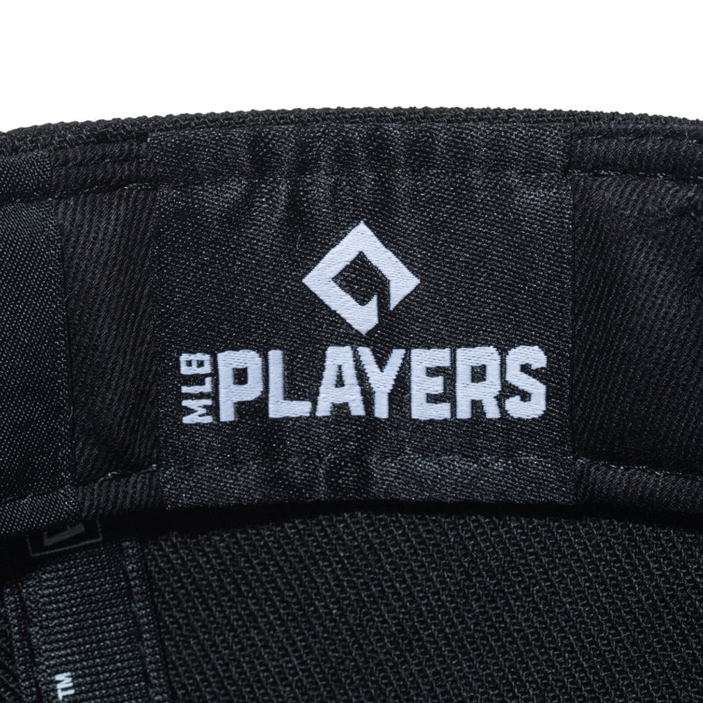 XL 新品未使用　極小帽体　500txタイプ　黒エイジングアイボリーフレア2 ニューエラ キャップ 9FORTY Japan Players Signature シカゴ