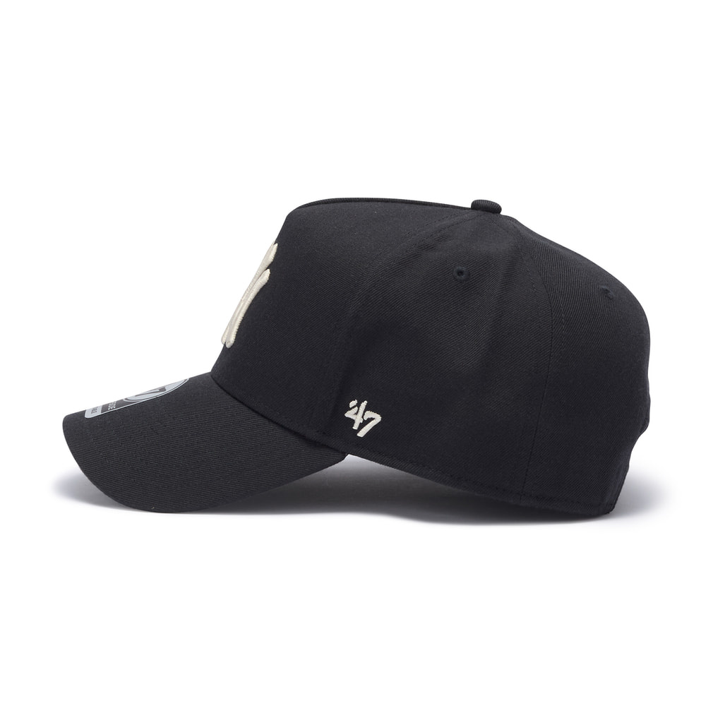 野球帽　石のオブジェ　ニューヨークヤンキース　ベースボールキャップ 59FIFTY ニューエラ ニューヨーク・ヤンキース ベースボール キャップ