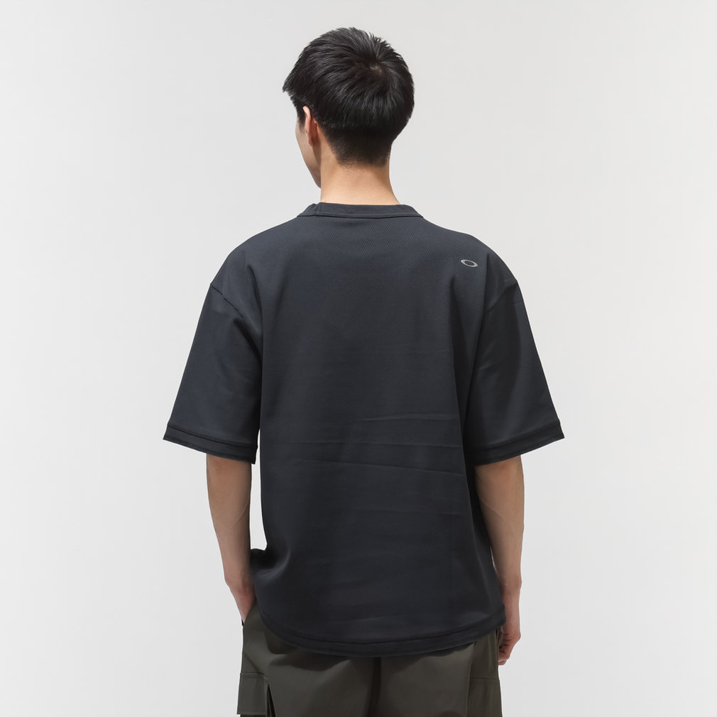 【roughlow】　soft flare tee ブラック　新品タグ付き オークリー メンズ アウトドアカジュアル 半袖Tシャツ FGL TACTICAL