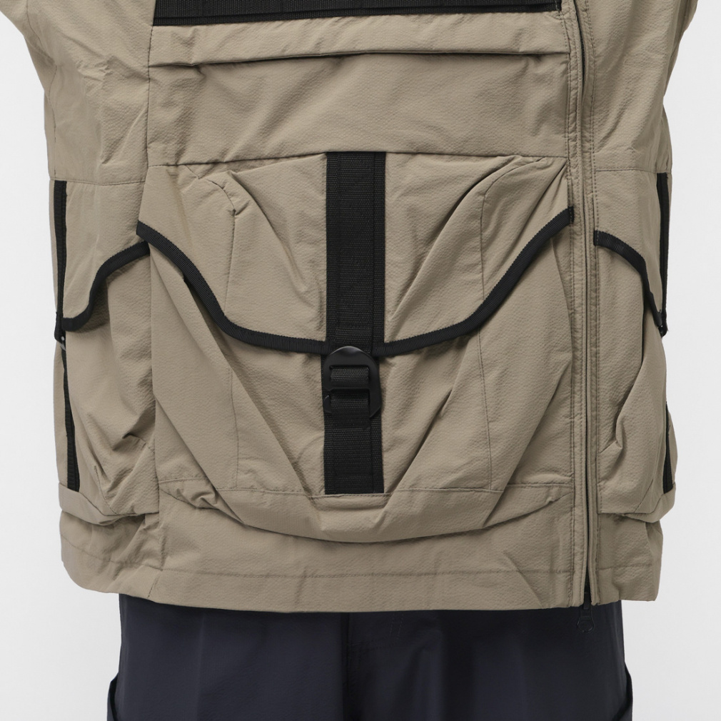 りーく オークリー(OAKLEY) アウトドア ジャケット FGL STROKE ANORAK 5.7