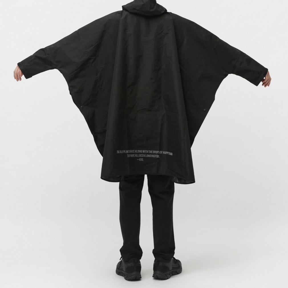 キウ アウトドア レインウェア KiU STANDARD RAIN PONCHO K404-900