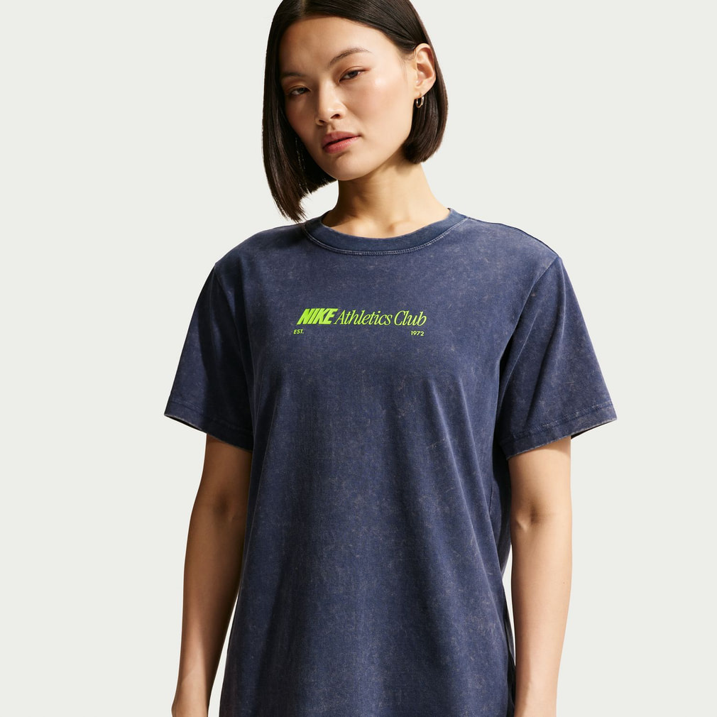 Nike ブラックスコート　※ミントグリーンTシャツはおまけ程度にお考え下さい ナイキ レディース 半袖 Tシャツ ウィメンズ NSW CLSC BF バーシティ19