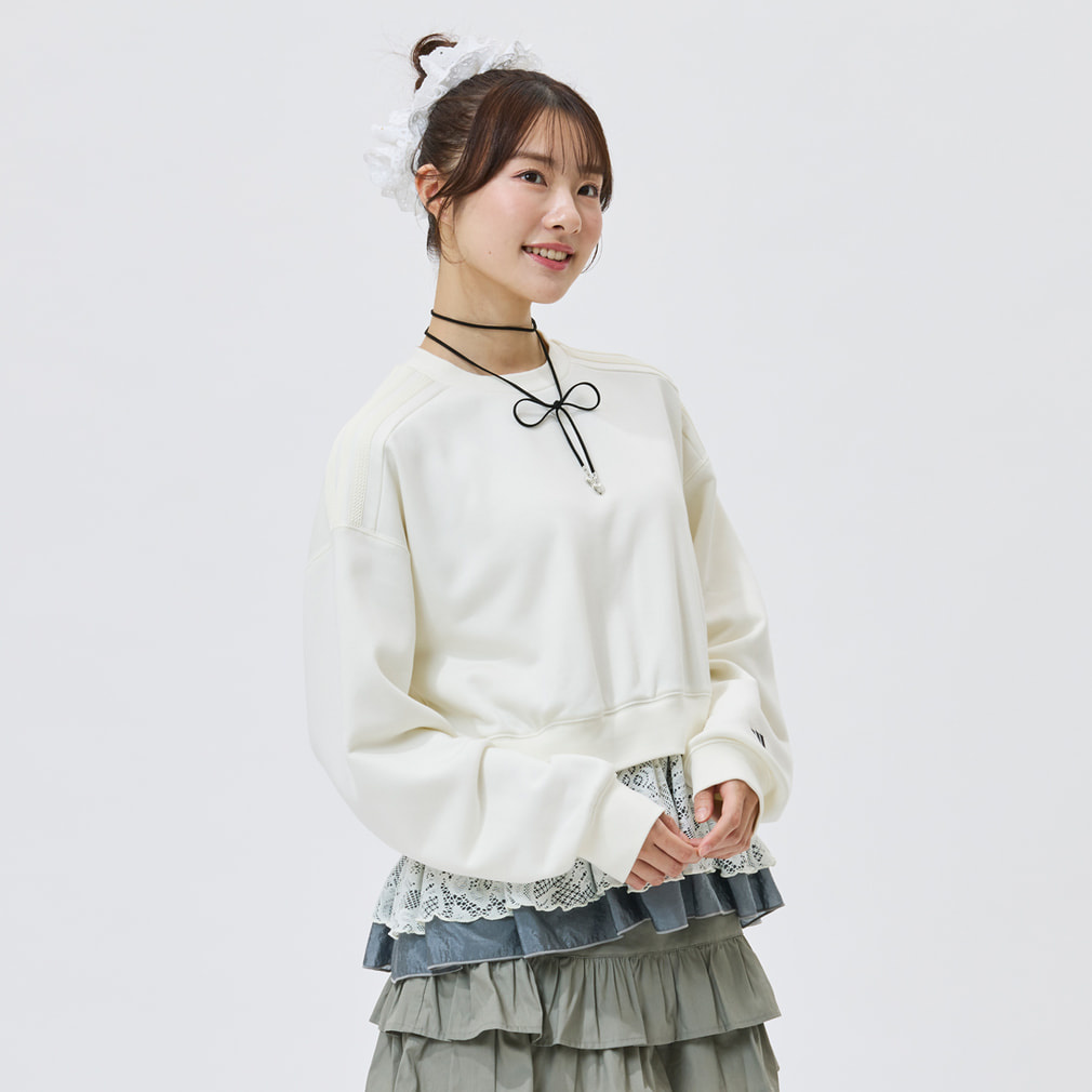 Kep1er チェヒョンさん着用】 アディダス レディース PRISM COLLECTION