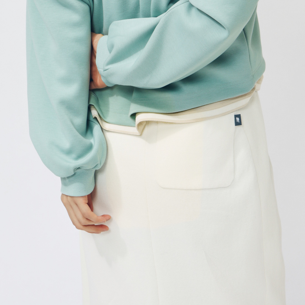 ニューバランス THE CITY レディース スカート シューパッチニット