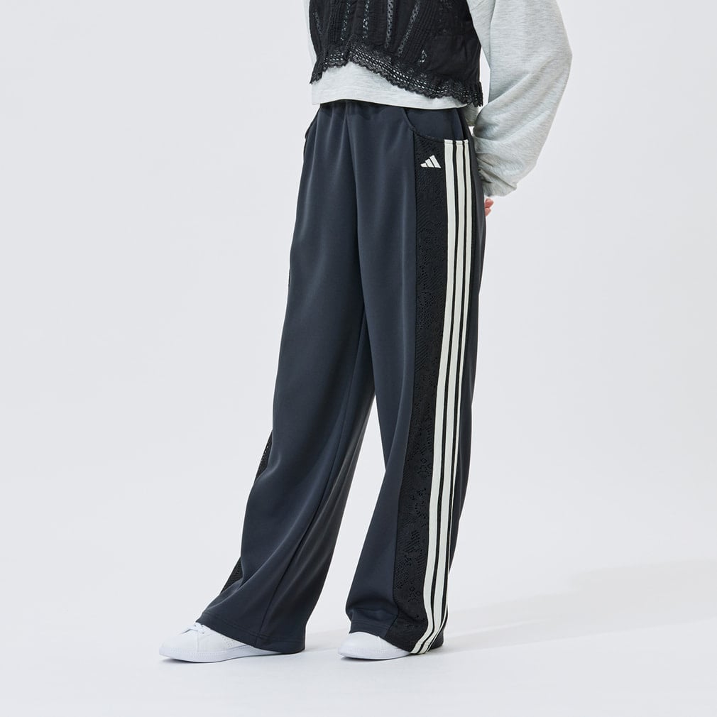  PrismCollection トラックパンツ Kep1er ヒカルさん着用】 アディダス レディース PRISM COLLECTION