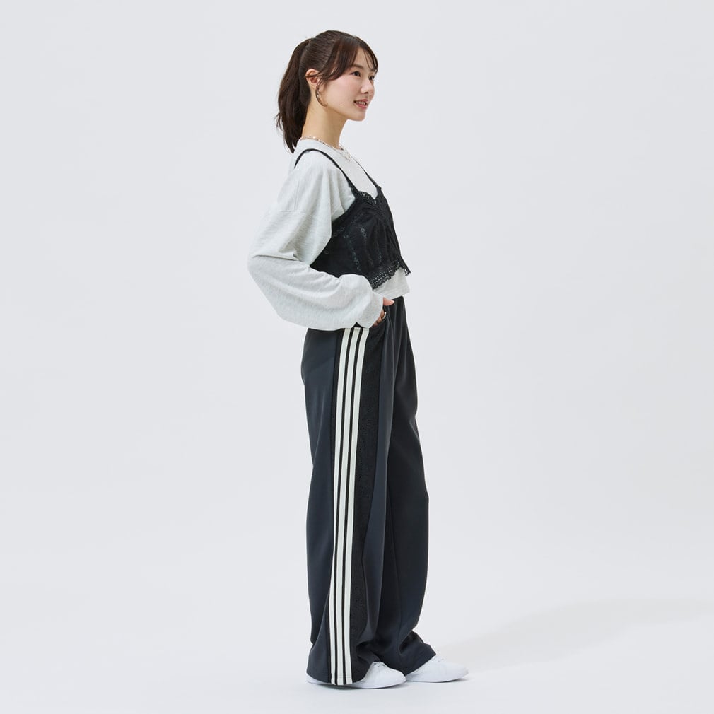 Kep1er ヒカルさん着用】 アディダス レディース PRISM COLLECTION