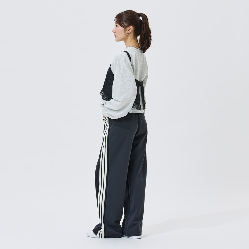  PrismCollection トラックパンツ Kep1er ヒカルさん着用】 アディダス レディース PRISM COLLECTION