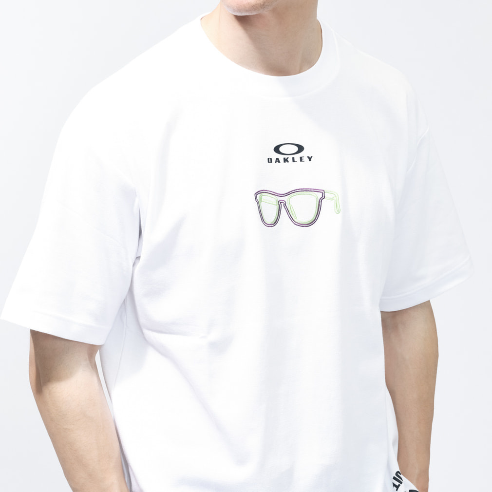 AOD4 ペンライト　tシャツL　銀テープ付 オークリー メンズ 半袖 Tシャツ BORDERLESS S/S TEE NEON CAL