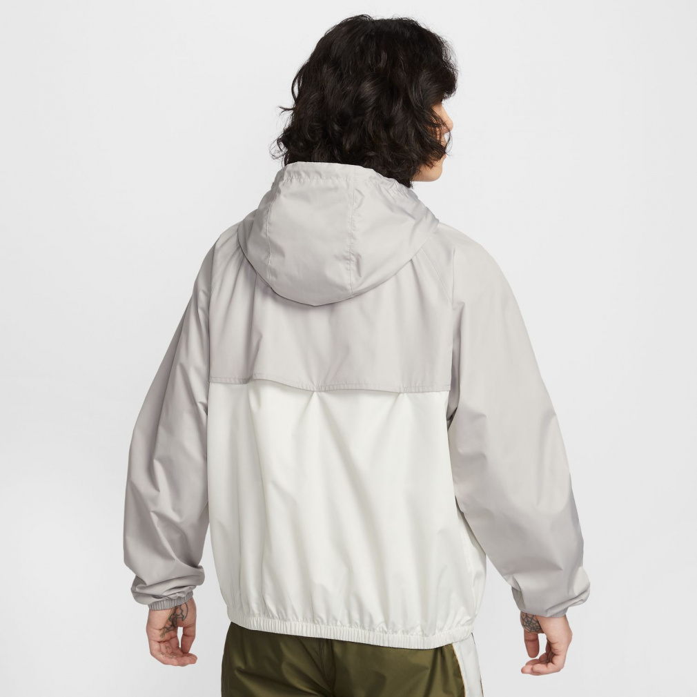【〜3月末 限定値下げ】NIKE TRAILフード付きジャケット ホワイト 値下げ】NIKE TRAILフード付きジャケット ホワイト 【公式通販】