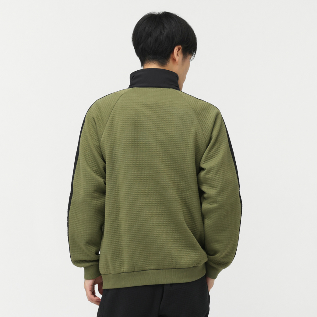 New Balance キルティングジャケット ブラック/グリーン 大人女子の