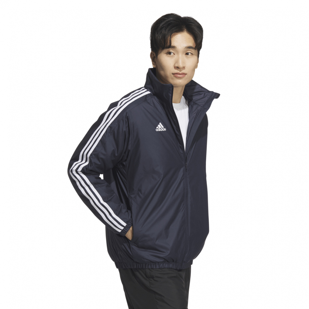 マストハブ スリーストライプス ルーズフィット WIND. RDY パデッド